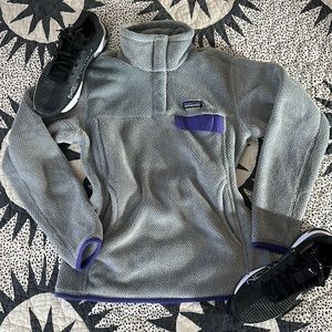 Grey and purple fleece Patagonia Pullover